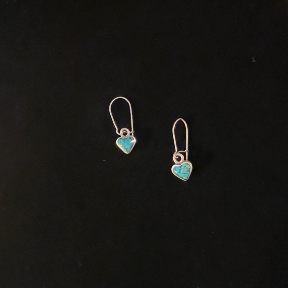 Vintage Native Turquoise Heart Shape Dangle Earrings - Picture 6 of 7